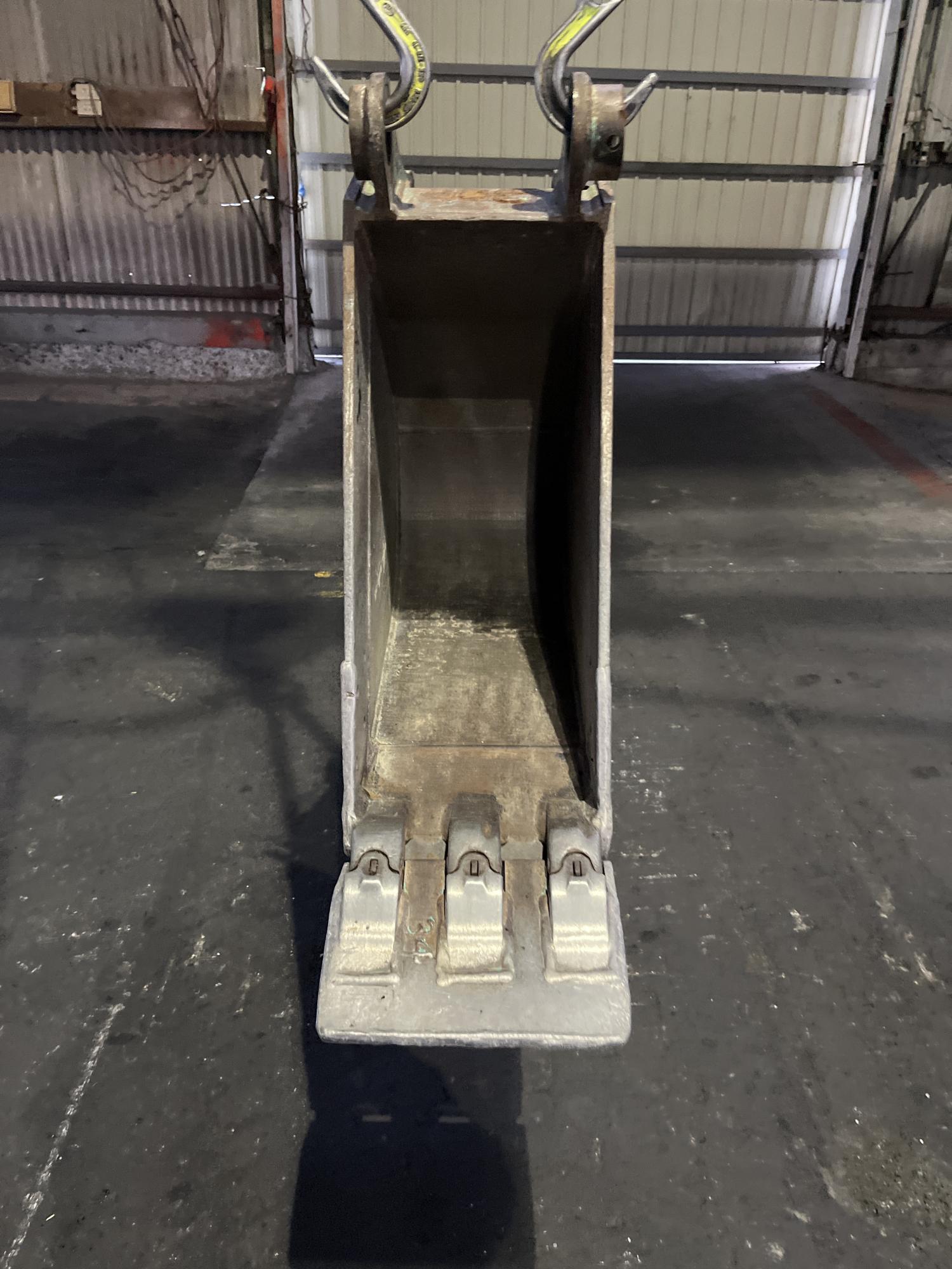 タグチ認定中古 狭幅バケット　4～5ton　300幅