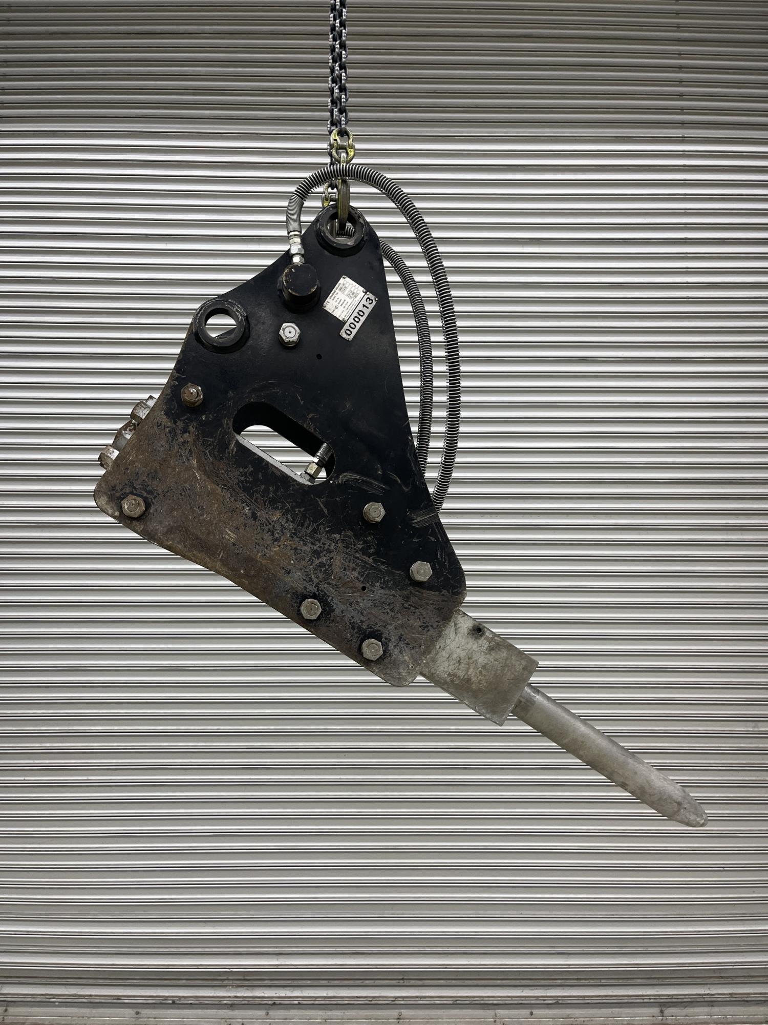 タグチ認定中古 サイドマウント　GBブレーカー　4～5ton　GBS-40