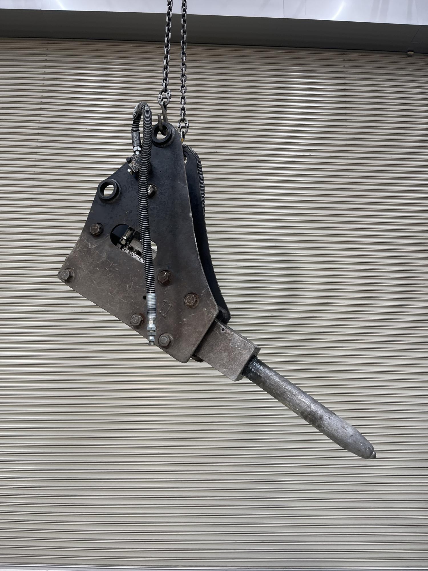 タグチ認定中古 サイドマウント　GBブレーカー　6～8ton　GBS-60