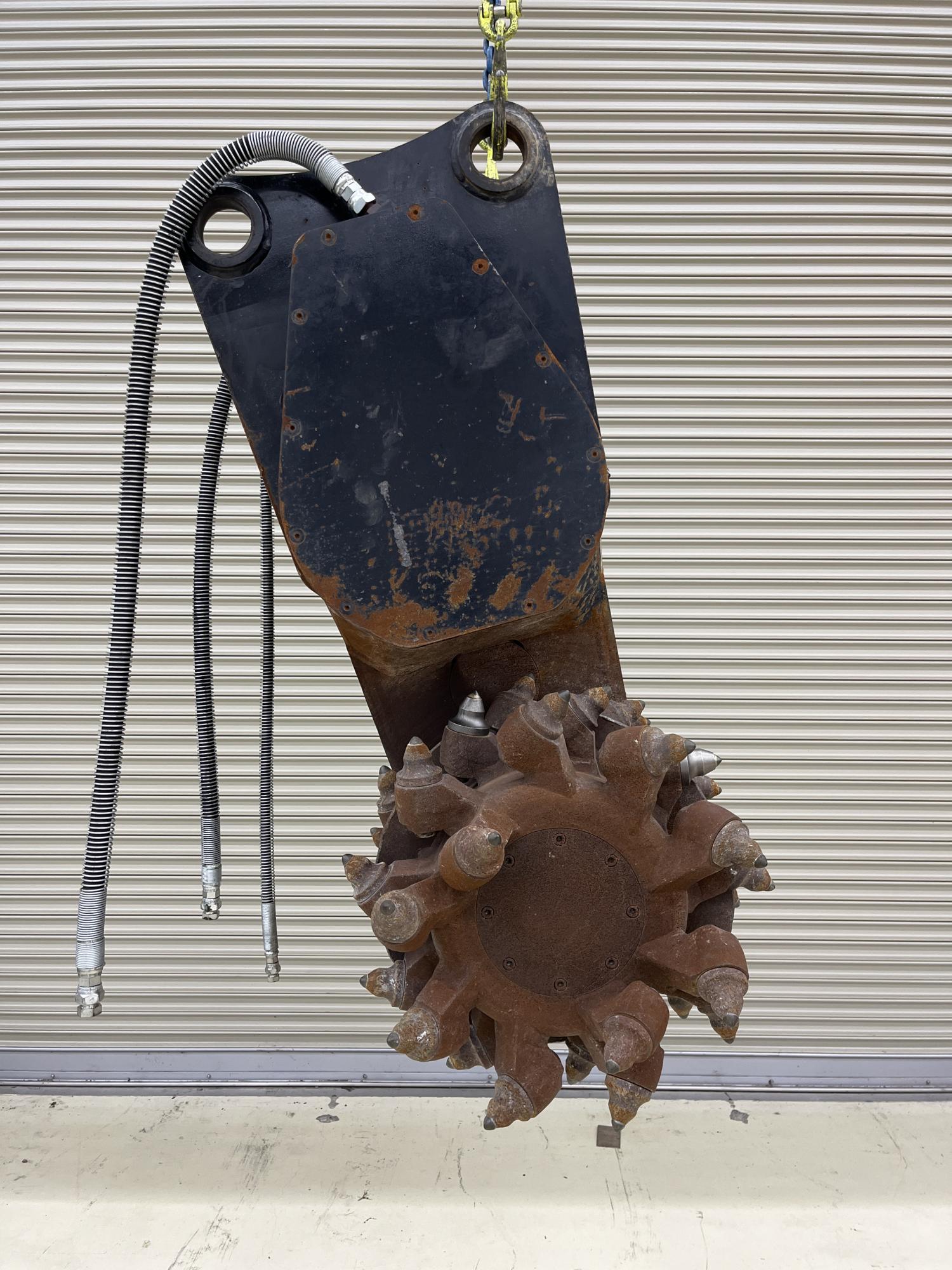 タグチ認定中古 アスファルト・コンクリート切削機　THツインドラムカッター　10～14ton　TH-122